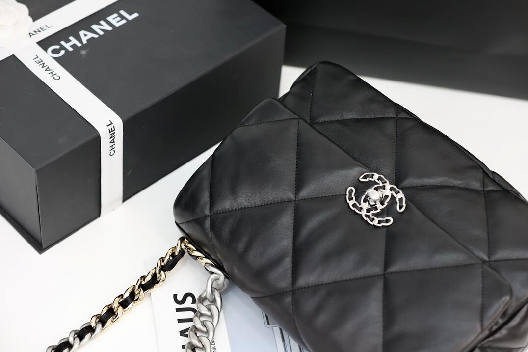 CHANEL 19 Medium Flap Bag In Black Lambskin Silver Buckle