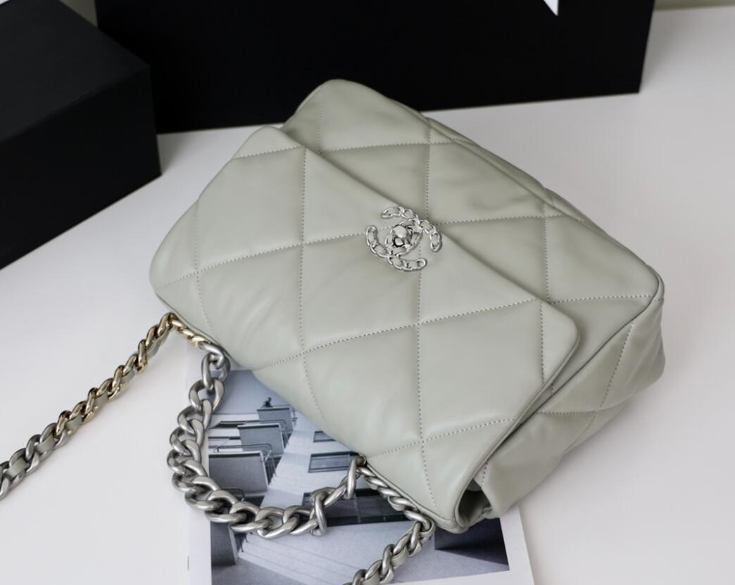 CHANEL 19 MediumFlap Bag In Light Grey Lambskin