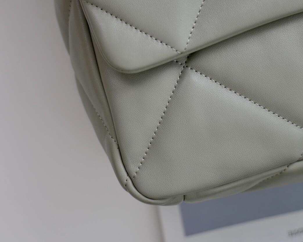 CHANEL 19 MediumFlap Bag In Light Grey Lambskin